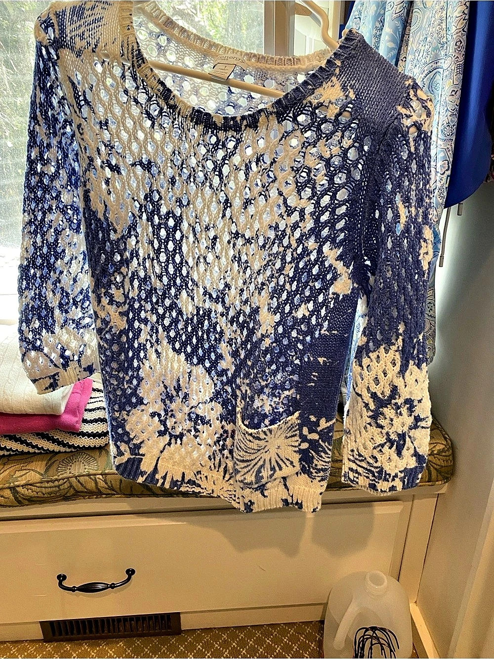 zenergy by Chico's Abstract Open-Knit Sweater in Blue & Cream Size 1